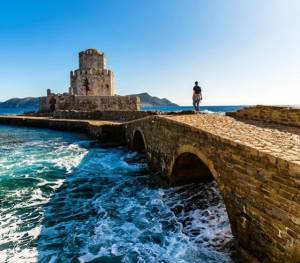 Τα αγέρωχα κάστρα της Πελοποννήσου - Ταξιδεύοντας σε άλλες εποχές (Φωτογραφίες)