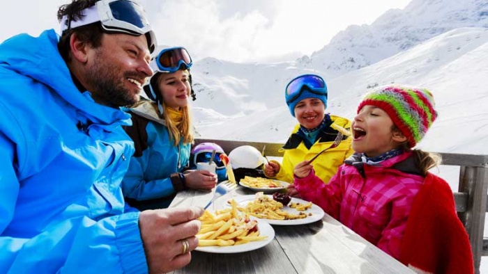Τα καλύτερα χιονοδρομικά κέντρα για σκι και φαγητό στη Βόρεια Αμερική