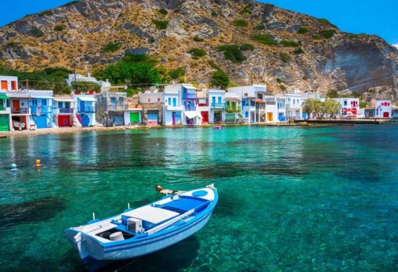 Forbes: Ελληνικό νησί στα 24 καλύτερα μέρη του κόσμου για ταξίδια το 2024 (pics)