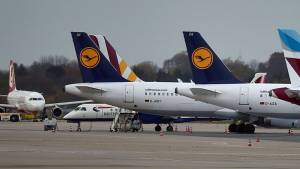 Lufthansa: Τριπλασιάστηκε η ζήτηση για πτήσεις προς την Ελλάδα