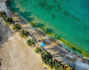 Πάνορμος: Η μαγευτική παραλία της Νάξου (Φωτογραφίες)