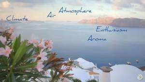 Σαντορίνη: Εντυπωσιακό βίντεο προβάλλει τo νησί σε όλο τον κόσμο με αγγλικές λέξεις που έχουν ελληνική ρίζα