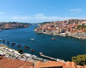 Πορτογαλία: Νέο ρεκόρ τουριστικών αφίξεων τo πρώτο εξάμηνο