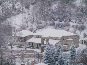 Ορεινή Ελλάδα: 50 παραμυθένια χωριά για μια χειμερινή εξόρμηση 2/2 (Φωτογραφίες)