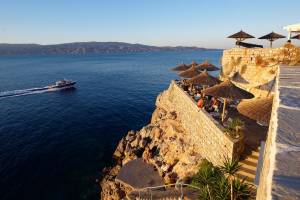 Bloomberg: Aφιέρωμα στην ιστιοπλοΐα και το ναυτικό τουρισμό της Ελλάδας
