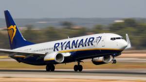 Η Ryanair ενισχύει την παρουσία της στην Ελλάδα: Τρεις νέες βάσεις σε Ρόδο, Χανιά, Κέρκυρα