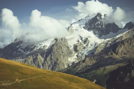 Visit-the-Alpes-in-France17__880