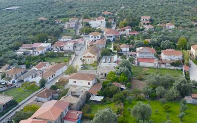 Ασπροπουλιά: Το άγνωστο χωριό της Μεσσηνίας που είναι... παραδομένο στο πράσινο (Βίντεο)