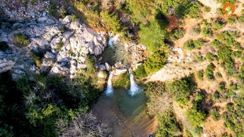 Καταρράκτης Βαλανάρη: Ένας μικρός παράδεισος μόλις 30 λεπτά από το κέντρο της Αθήνας (Βίντεο)