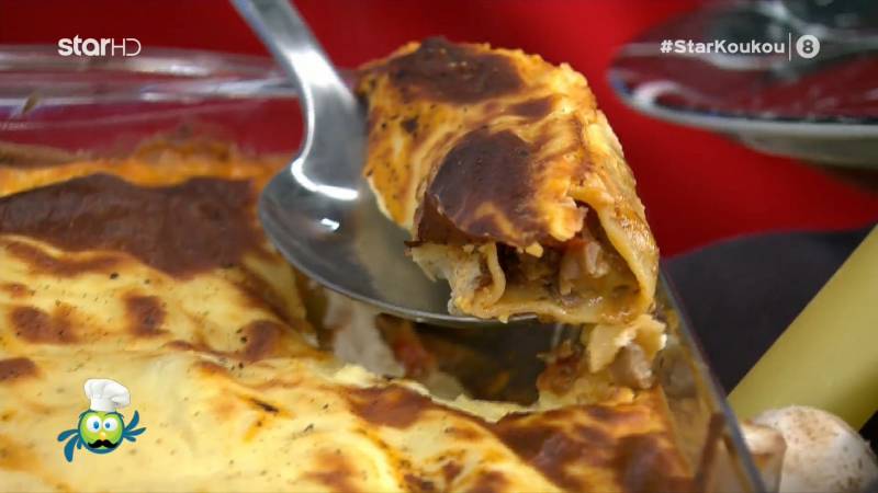 Κανελόνια με κιμά μανιταριών και ελαφριά μπεσαμέλ (Βίντεο)