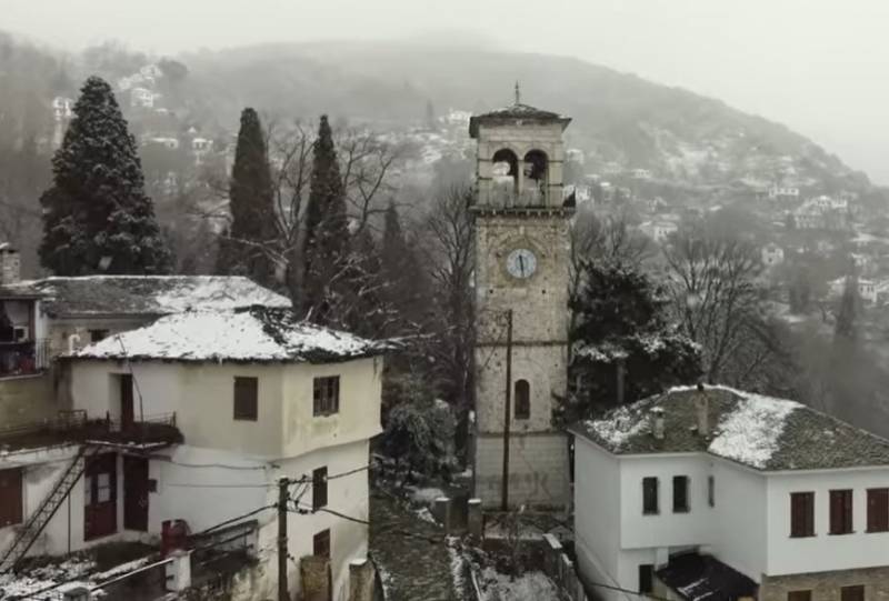 Πήλιο: Ο χιονιάς-εξπρές δημιούργησε ένα παραμυθένιο σκηνικό (Βίντεο)