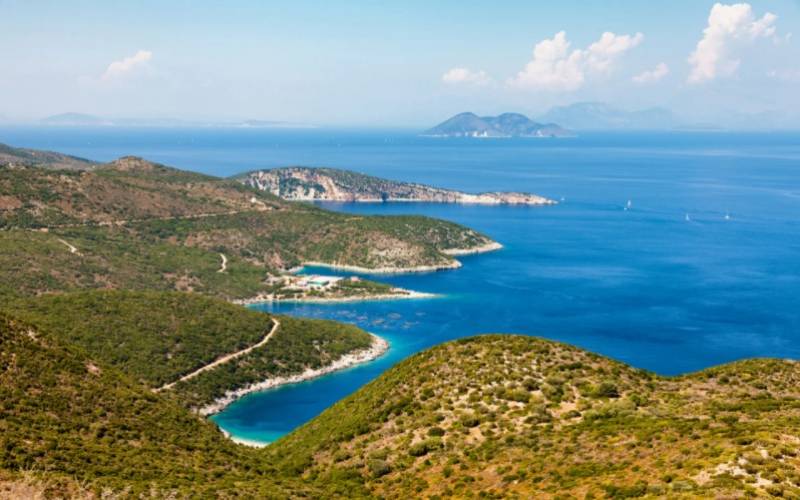 Telegraph: 5 ελληνικά νησιά για να πάτε διακοπές τώρα (pics)