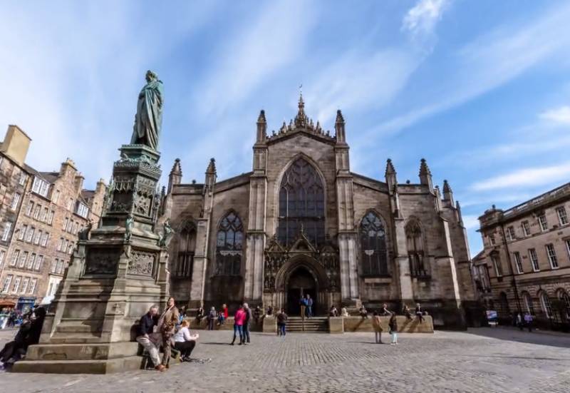 Εδιμβούργο: Η εντυπωσιακή πρωτεύουσα της Σκωτίας (Βίντεο)