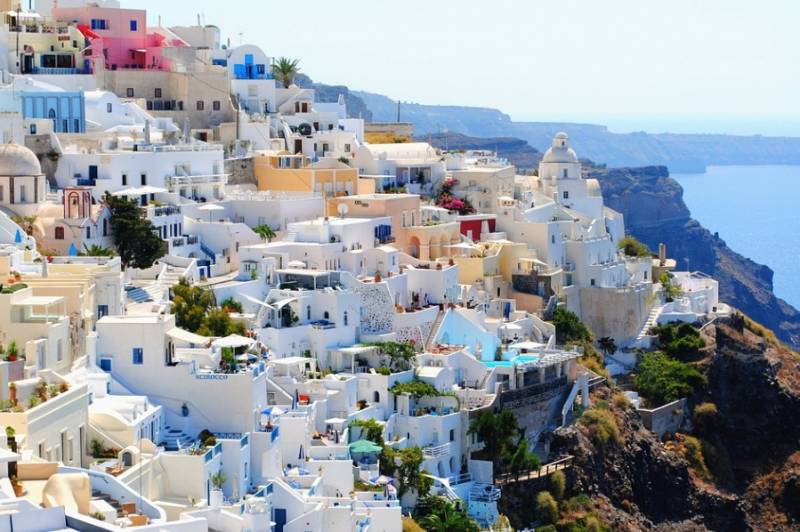 Έρευνα - Οι Κυκλάδες πρώτη επιλογή για ξενοδοχειακές επενδύσεις στην Ελλάδα
