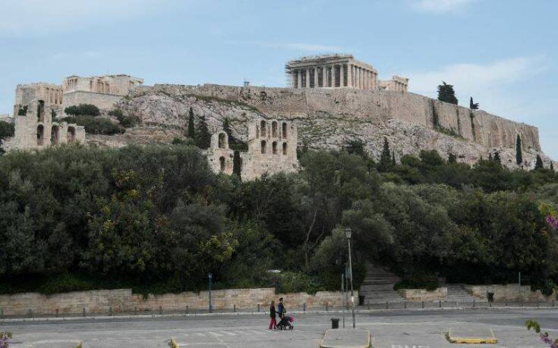 ZDF: Η Ελλάδα έκανε πολλά πράγματα σωστά για τον κορονοϊό, τώρα θα επιχειρήσει να σώσει τον τουρισμό