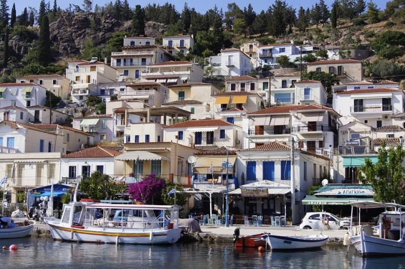 Στο 100% η πληρότητα σε 8 ελληνικά νησιά
