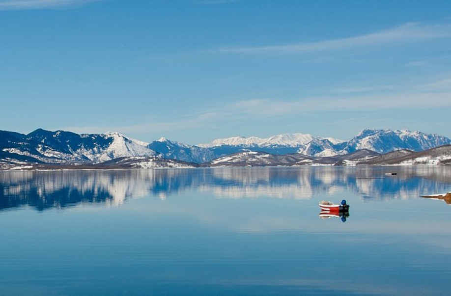 Λίμνη Πλαστήρα: Ένας ιδανικός τόπος για μία αγχολυτική εξόρμηση
