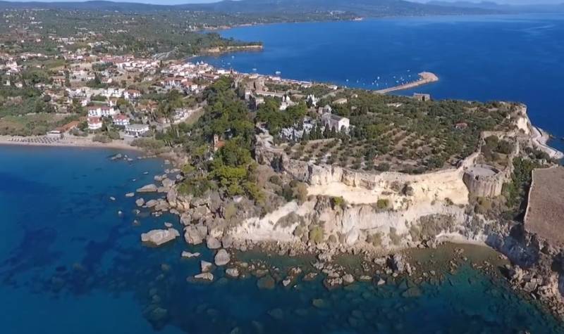 Το εντυπωσιακό κάστρο της Κορώνης από ψηλά (Βίντεο)