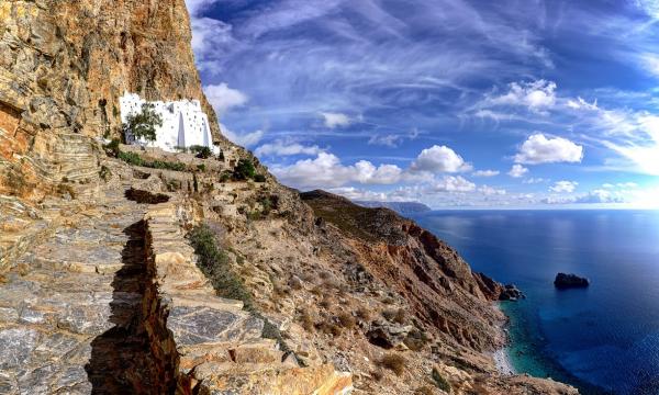 Guardian: Σημαντική επένδυση για τον τουρισμό της Ελλάδας η «επιστροφή» του Χόλιγουντ