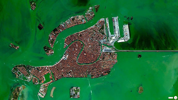 30 εντυπωσιακές φωτογραφίες της γης από δορυφόρο