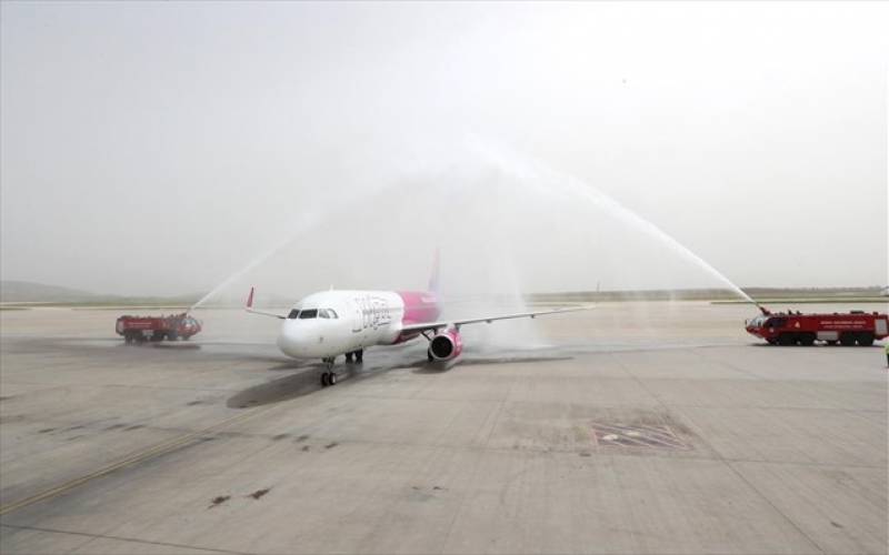 Wizz Air: Aρχίζει πτήσεις από Αθήνα, με επτά δρομολόγια