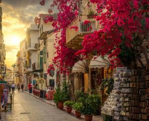 Conde Nast Traveller: Το Ναύπλιο τρίτο στη λίστα με τα κρυφά διαμάντια της Ευρώπης (pics)