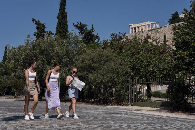 TUI: Η Ελλάδα ο πιο δημοφιλής προορισμός - Επέκταση της τουριστικής σεζόν