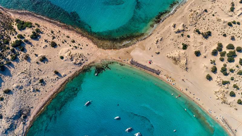 Oι πιο εντυπωσιακές «δίδυμες» παραλίες της Ελλάδας (Φωτογραφίες)