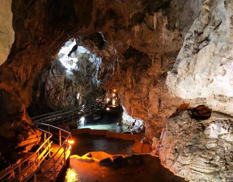Σπήλαιο Λιμνών - To «διαμάντι» της Αχαΐας (Βίντεο)