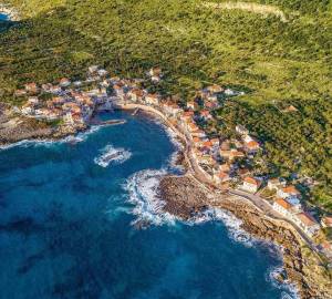Βόλτες σε ψαροχώρια και πέτρινους οικισμούς - Στάσεις που πρέπει να κάνετε στη Μεσσηνιακή Μάνη (Φωτογραφίες)