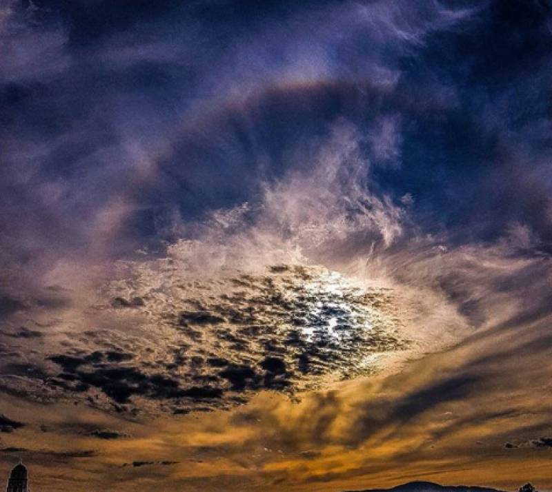 Ο ουρανός της Καλαμάτας σε ειδυλλιακή διάσταση! (pics)