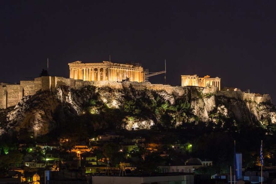 Το Forbes προτείνει Αθήνα για το φετινό καλοκαίρι