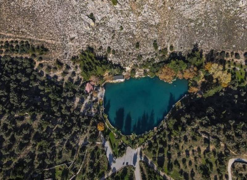 Λίμνη Ζαρού: Ένα... κινηματογραφικό σκηνικό στη σκιά του Ψηλορείτη (Φωτογραφίες)