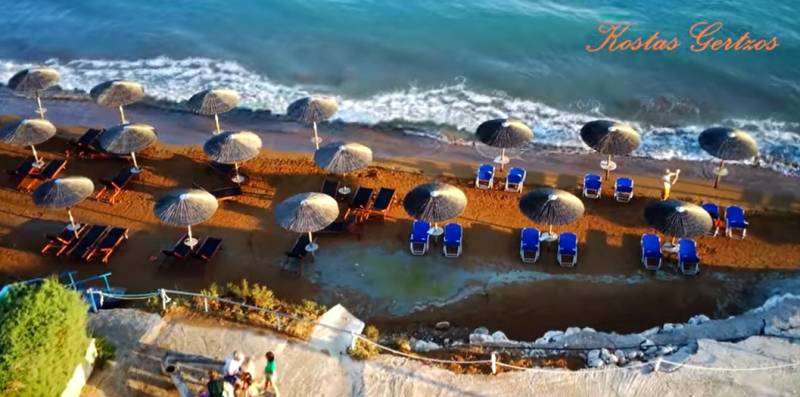 Ξι: Η παραλία στην Κεφαλονιά με σκηνικό που εντυπωσιάζει (Βίντεο)