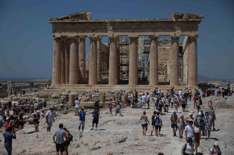 ΣΕΤΕ: Να διαφυλαχθεί το «brand Ελλάδα» για να ανακάμψει ο τουρισμός