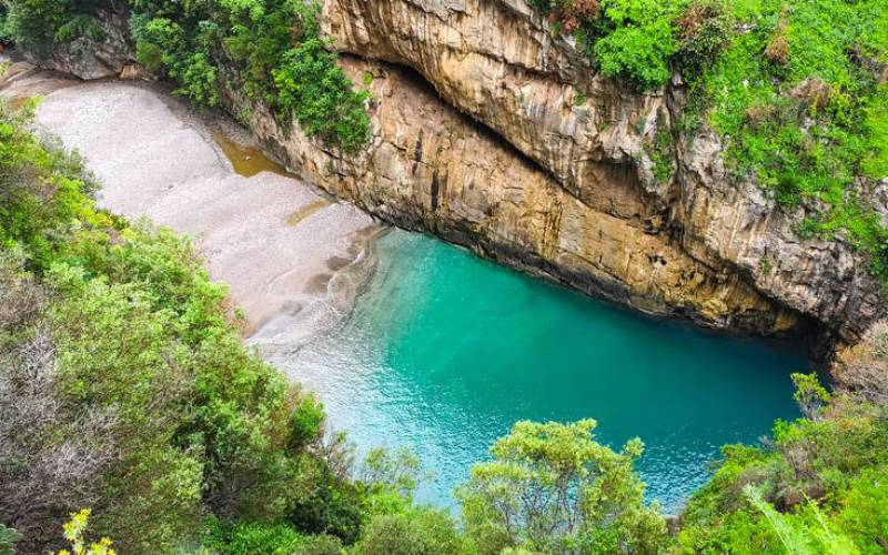 Φουρόρε - Μια ονειρική μικρή παραλία στη νοτιοδυτική Ιταλία (Βίντεο+φωτογραφίες)