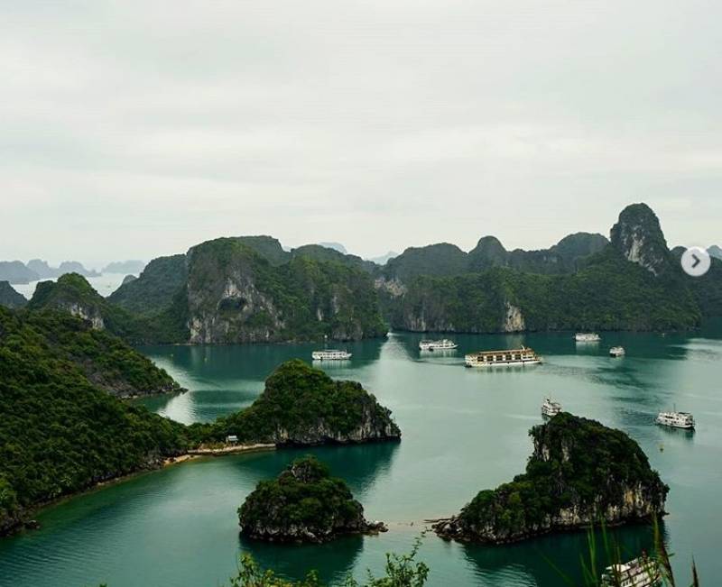 Κόλπος Χα Λόνγκ: Ένας από τους πιο γνωστούς τουριστικούς προορισμούς του Βιετνάμ (Βίντεο)