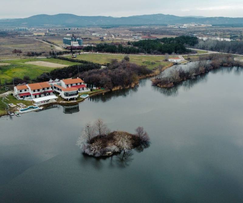 Λίμνη Τυχερού: Το κρυμμένο διαμάντι του Έβρου (Βίντεο)