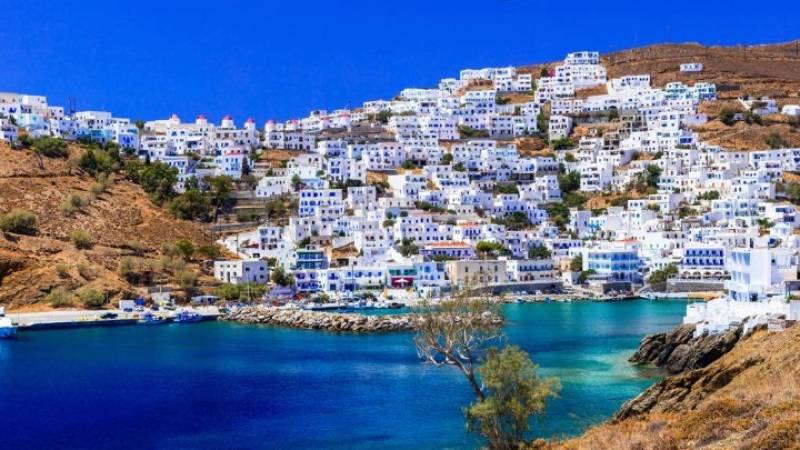 TUI: Η Ελλάδα στην κορυφή των προτιμήσεων των Ευρωπαίων για φέτος το καλοκαίρι