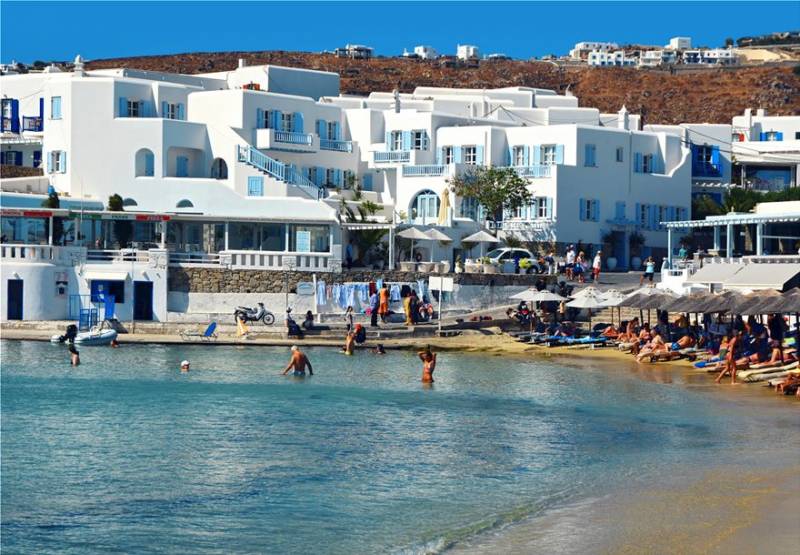 Ξενοδοχείο της Μυκόνου επιλέχθηκε ως το καλύτερο beach hotel στην Ελλάδα (Βίντεο+φωτογραφίες)