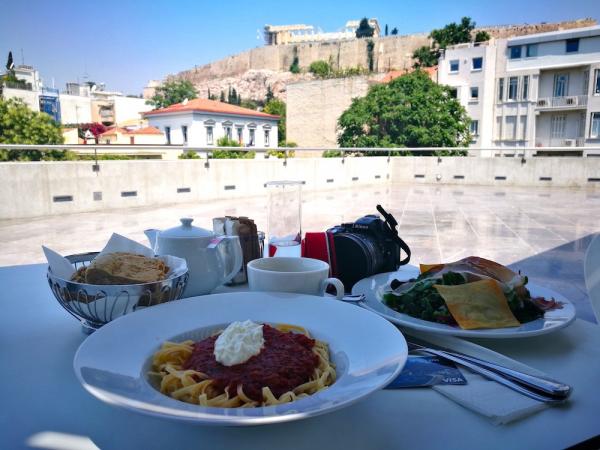 Στις 100 πόλεις με το καλύτερο φαγητό στον κόσμο Αθήνα &amp; Θεσσαλονίκη
