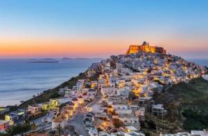 H Αστυπάλαια στα 50 μυστικά νησιά της Ευρώπης για τους Γάλλους