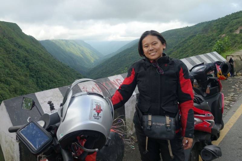 Live Trip Traveller - Η Juvena Huang γνωρίζει τον κόσμο πάνω σε δύο τροχούς (Βίντεο)