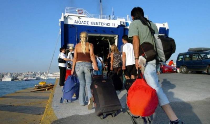 Travelplanet24: Σε ποια νησιά θα ταξιδέψουν το Πάσχα οι Έλληνες (pics)