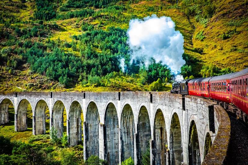Οι 10 ομορφότεροι σιδηροδρομικοί προορισμοί στην Ευρώπη (pics)