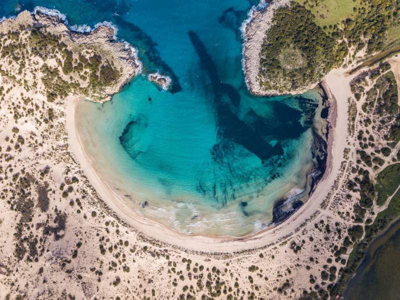 Guardian: Η Βοϊδοκοιλιά ανάμεσα στις 40 καλύτερες παραλίες της Ευρώπης (pics)