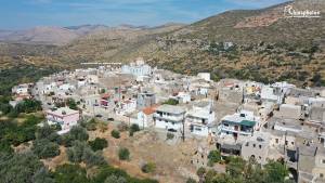 Χίος: Περιήγηση στο μεσαιωνικό χωριό Ελάτα στα Μαστιχοχώρια (Βίντεο)