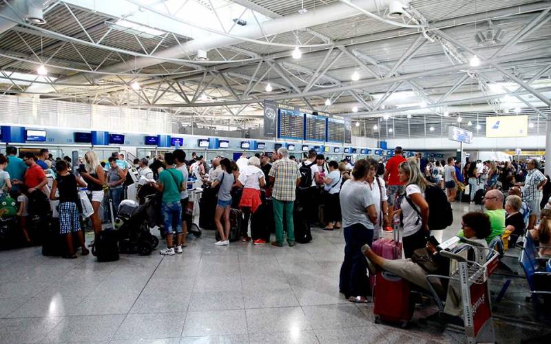 Αυξημένη η επιβατική κίνηση στα ελληνικά αεροδρόμια