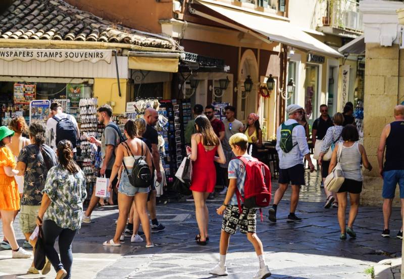 Η Ελλάδα αναδείχθηκε «Καλύτερος Προορισμός του 2023» στα Travel Awards του Βελγίου