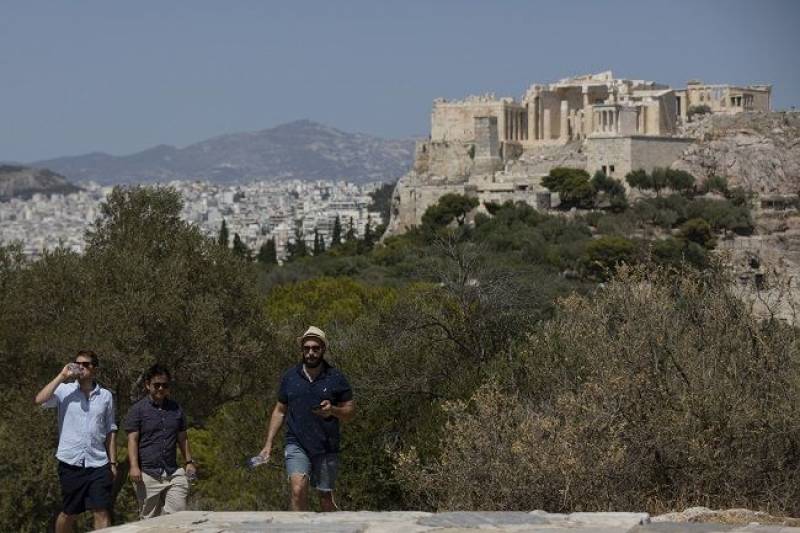 Η Ελλάδα στις πρώτες θέσεις των τουριστικών προορισμών των Βούλγαρων